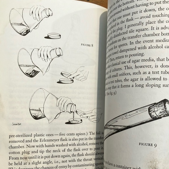 Growing Wild Mushrooms Book by Bob Harris - water damaged - Picture 8 of 16